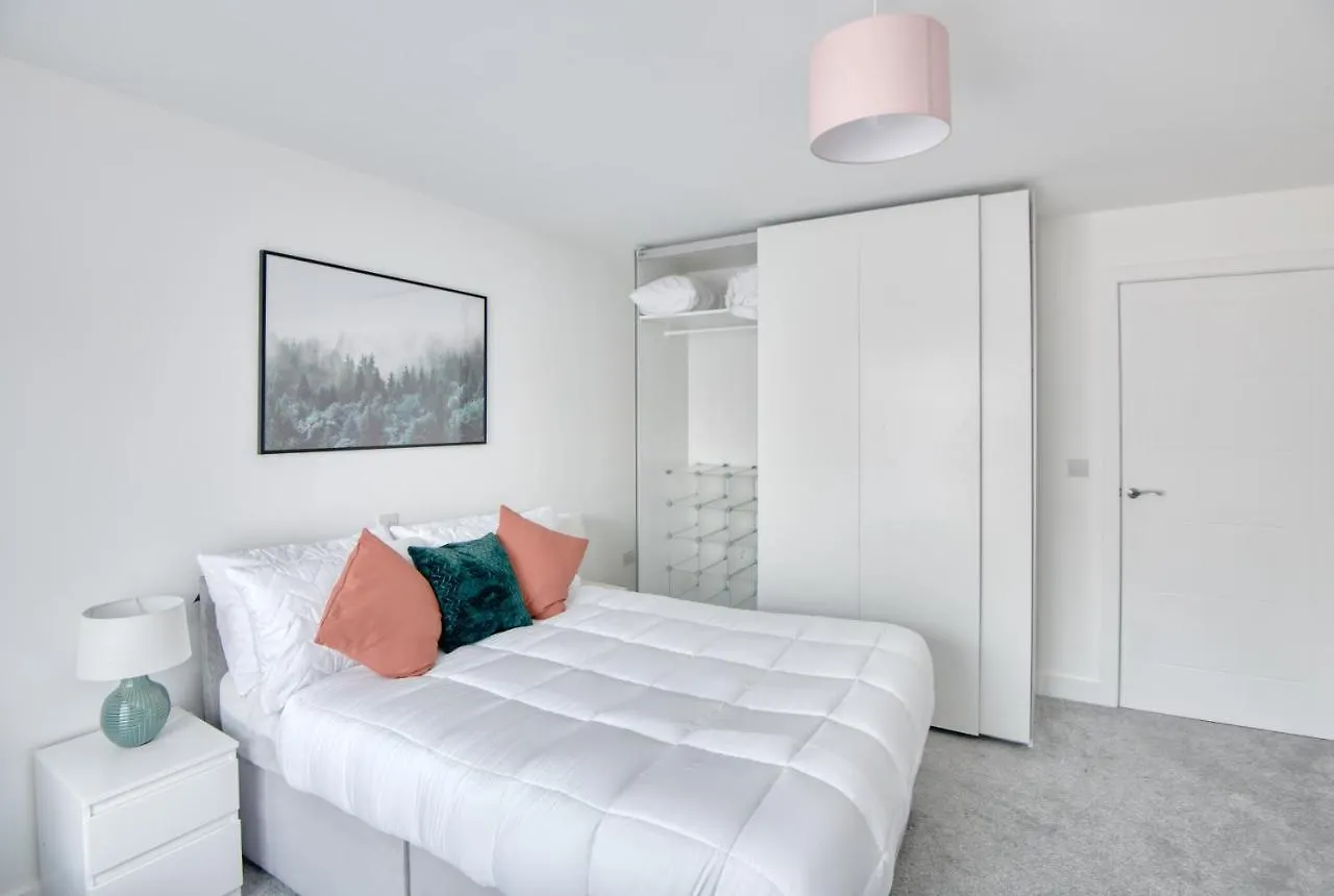 Holiday home Columbia House Villa Cheltenham